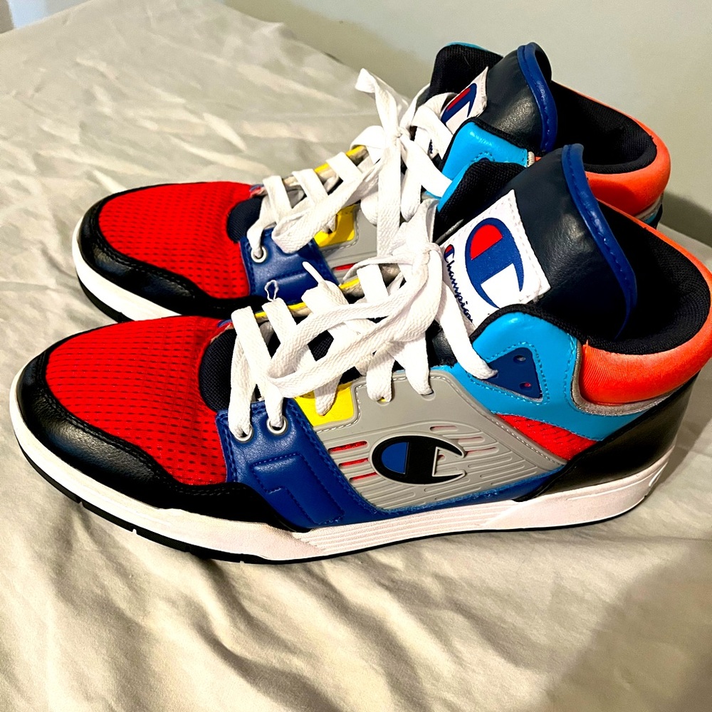 Champion high top men’s size 10.5 shoes